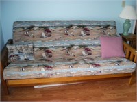 Couch/Futon 82 Wide