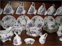 Victoria Violet Compete china set of 8