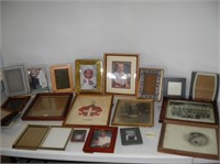 Picture frames from with tote