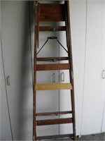 6 Foot Wooden Ladder