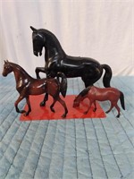 HORSE STATUE