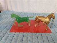 2 TOY HORSES - GOLD AND JADE COLOR