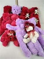 New Cuddly Cousins plush teddy bears
