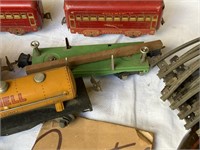 VINTAGE LIONEL TRAIN SET