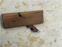 EARLY WOODEN PLANE