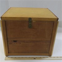 Wood Box - hinged - H 11.75" W 13.5"