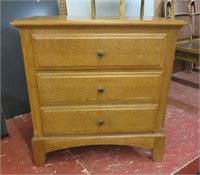 Table - End tables/Night Stand - Solid Oak