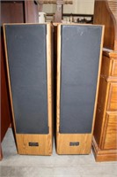 Vintage T300 Pioneer Speakers 35 x 14 x 10