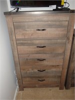SIGNATURE DESIGN BY ASHELY CHEST OF DRAWERS