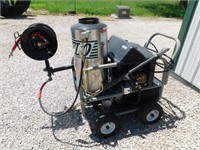 HY FLO BEAR X4 MODEL 420x4X PRESSURE WASHER