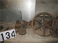 Group of antique gears & pulleys