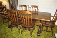 DINING TABLE WITH 6 MATCHING CHAIRS