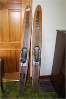 RIVIERA  PAIR OF VINTAGE WATER SKIS