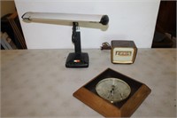 VINTAGE ALARM CLOCK, LAMP, & BAROMETER