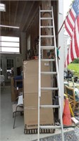 Light Duty Aluminum Extension Ladder 10'3"