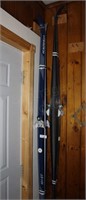 2 KARHU X-COUNTRY SKIS W/ BOOTS