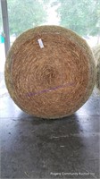 1 Round Bale Straw - Net Wrapped