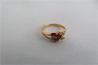Sz 6 10K gold ring 3 rubies-5 sm diamonds