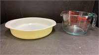 Pyrex Lot Measuring Cup  Ovenware