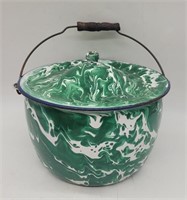 Green & White Swirl Enamelware Pot w Lid