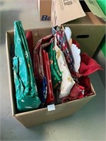 BOX TABLE CLOTHS