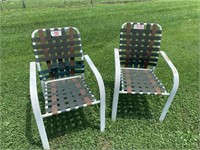2 Matching Lawn Chairs