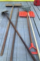 Lawn Tools inc/ Leaf & Garden Rakes