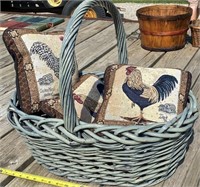 22" Basket w/ Decor Rooster Pillows