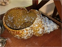 Ceramic glaze seashell planter. 10" long
