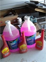 2 GALLONS RV ANTI FREEZE 3 BOTTLES OF HEET