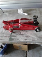 SMALL FLOOR JACK NO HANDLE