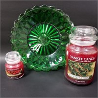 Nice Green Bowl With 2 New Yankee Candles