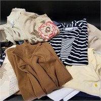 Lot of Small & Small Petite 6  Clothing