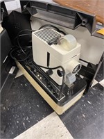 SLIDE PROJECTOR / NOT TESTED