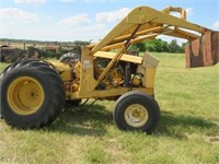 John Deere 400 Industrial w/ Loader Tractor