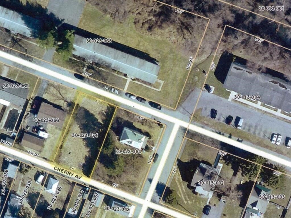 3 - Lots of Harrisburg (Area) Real Estate Selling NO RESERVE