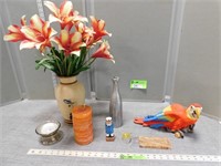 Vases, parrot figurine, candle, candle holder, woo