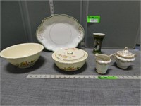 Platter, mixing bowl, casserole (chip on lid), cre