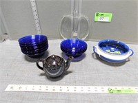 Teapot, cobalt blue bowls, soup bowl form Italy an