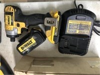 DeWalt 20V Hammer Drill and 20V Impact Driver