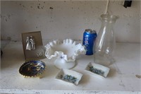 Lot, milk bottle, ashtrays, decor