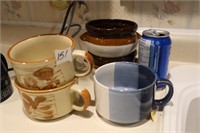 Mugs , soup bowls
