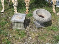 2 CEMENT ITEMS- URN AND SMALL PILLAR APPEARS
