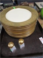 12 GOLD PLATES  11", AND S&P