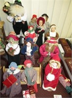 2 TRAYS CAROLERS REPRODUCTIONS