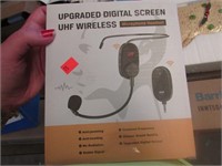 UPGRADED DIGITAL SCREEN UHF MICROPONE HEADSET