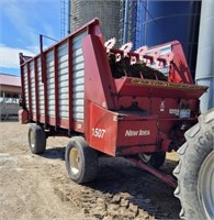 New Idea/Dion forage wagon on horst 14 ton