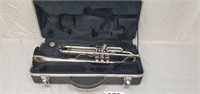 Vintage Trumpet w. Case.