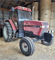 case IH 5240 tractor 9600 hrs back tires