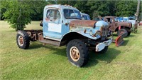 1946 Dodge Power Wagon—- title